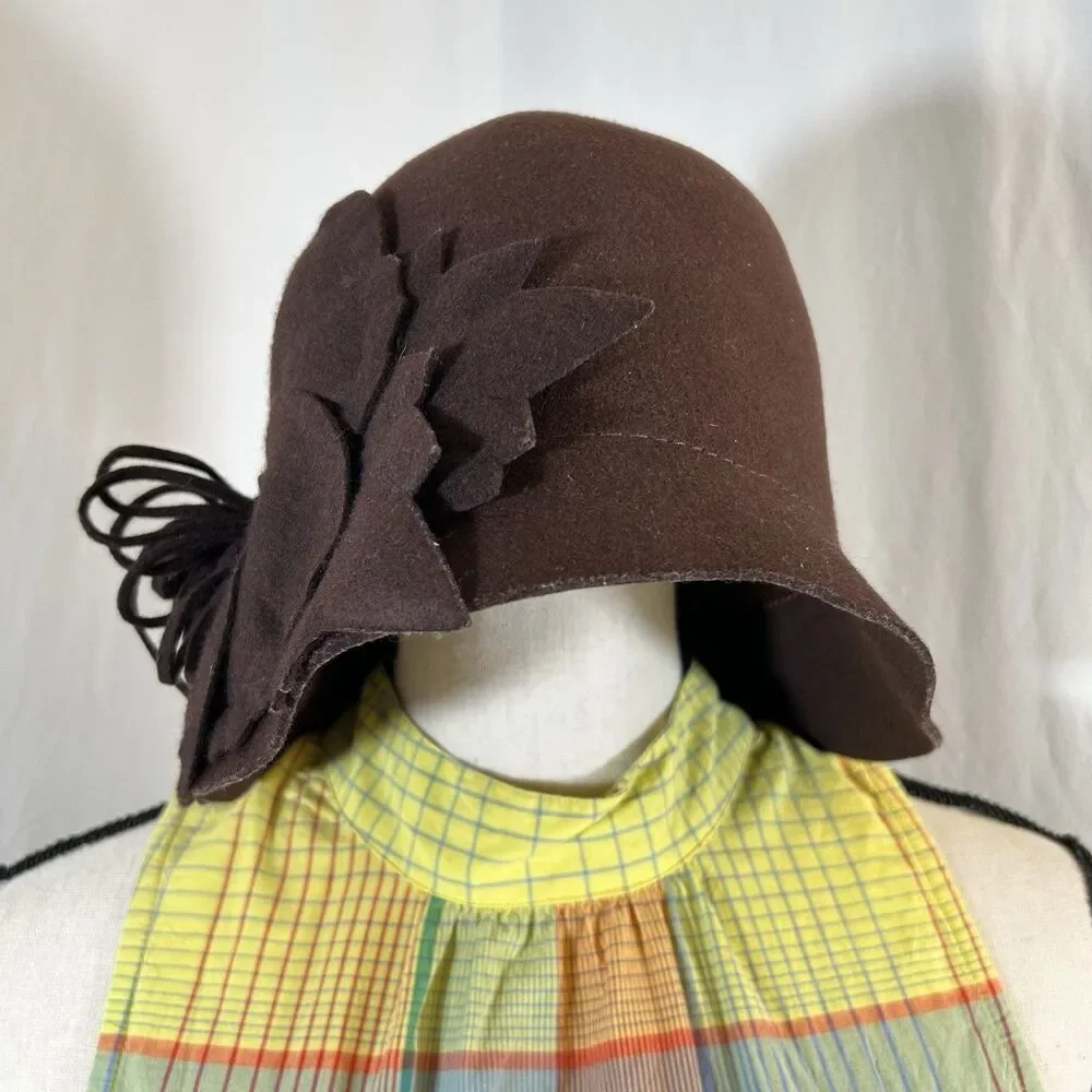 Wool Felt Cloche Hat Womens Brown Flower Flapper Style 20s 30s One Size